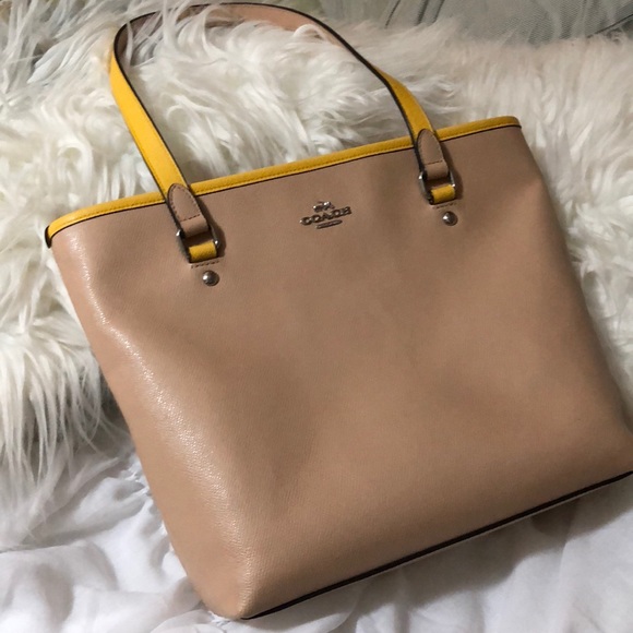 Nude Coach Purse - Picture 1 of 3
